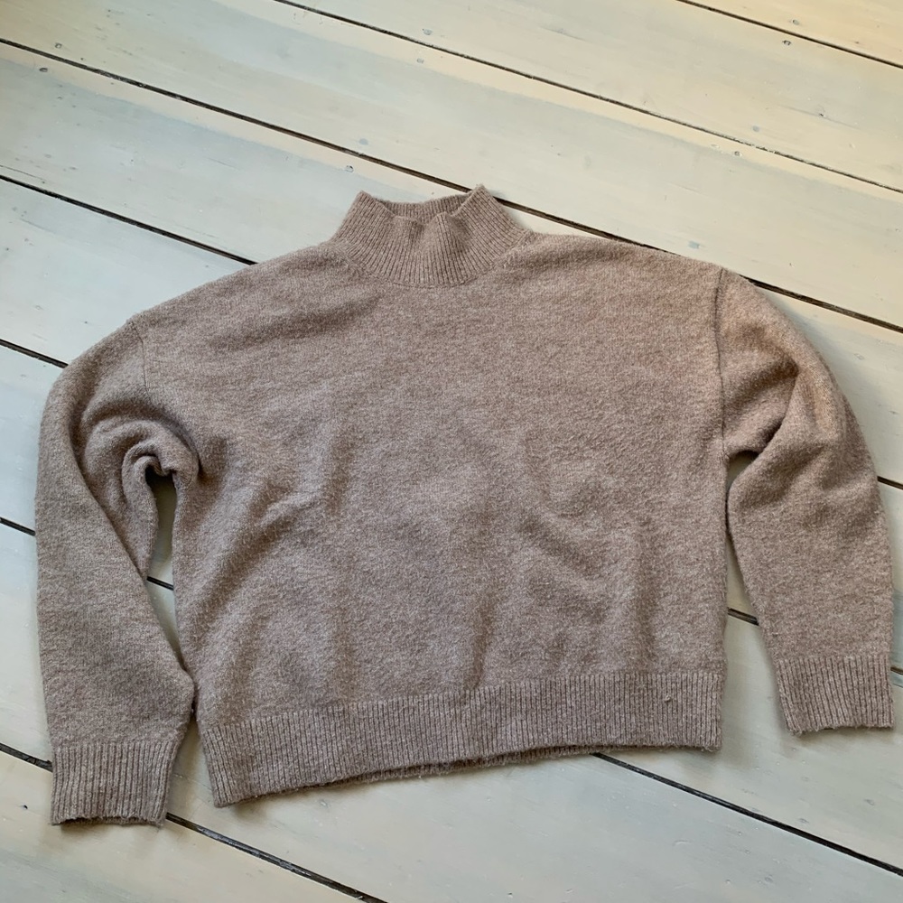 Mockneck H&M sweater